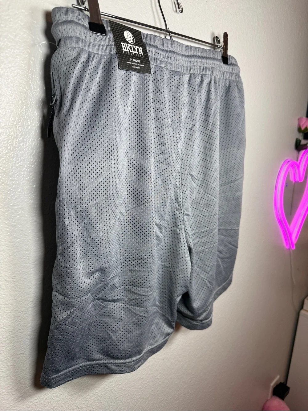 BKLYN Athletics Mens Mesh Athletic Shorts Gray Size Medium 7